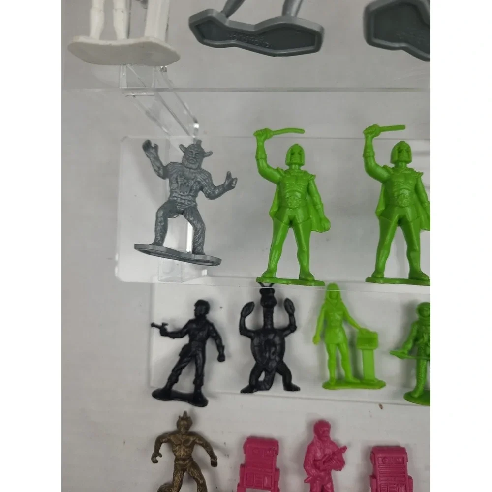 Vtg. 1970's Galaxy Laser Team figures TIM MEE Toys Lot‎ Pink Green White Silver - Picture 7 of 14